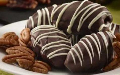 Kurma Mede Lapis Cokelat, Resep Buka Puasa